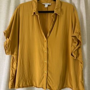Forever 21 mustard button down blouse- size 3X cuffed short sleeves